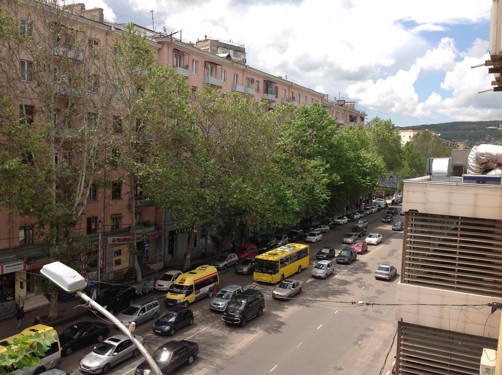 Avenue Hotel Tiflis Dış mekan fotoğraf